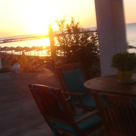 Παραθιν Αλοσ 2 Apartment Скирос Екстериор снимка